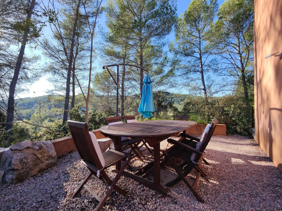 Appart Pins&parasol, piscine chauffée et bain à remous Taradeau Exterior foto